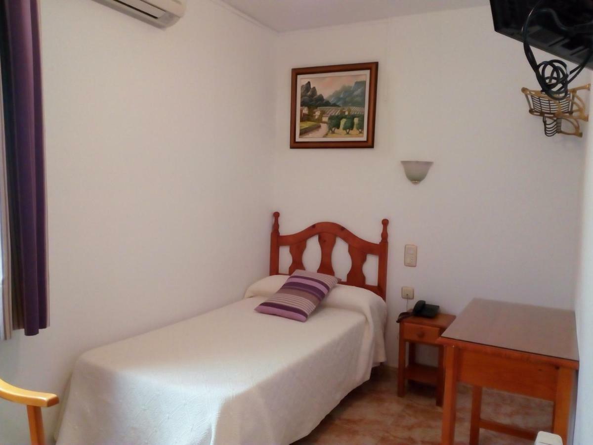 Hostal Rural Montual Los Baños Exterior foto